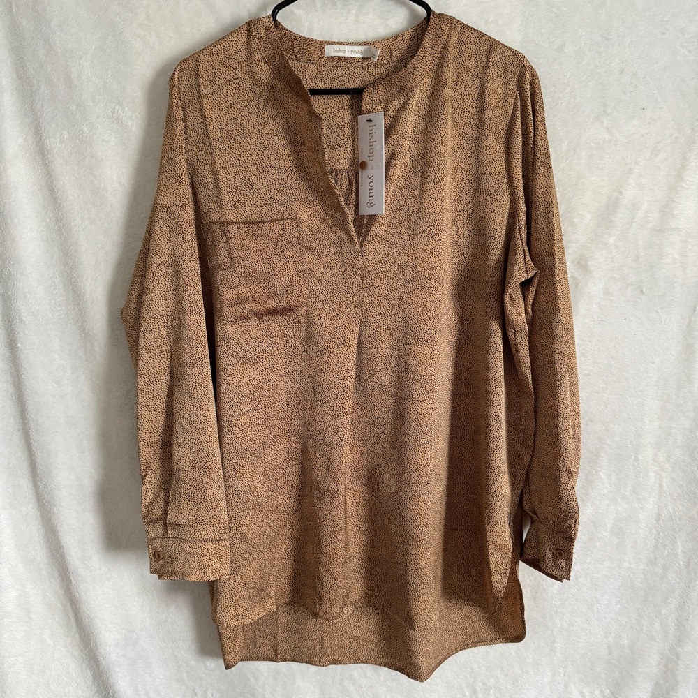 Bishop + Young Womens Tunic Top Size L Printed Satin Pullover Black Micro Dot
